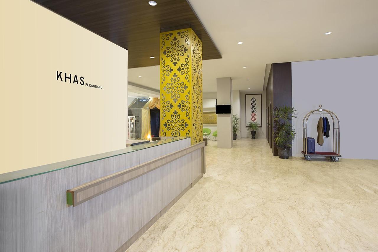 Khas Pekanbaru Hotel Exterior foto