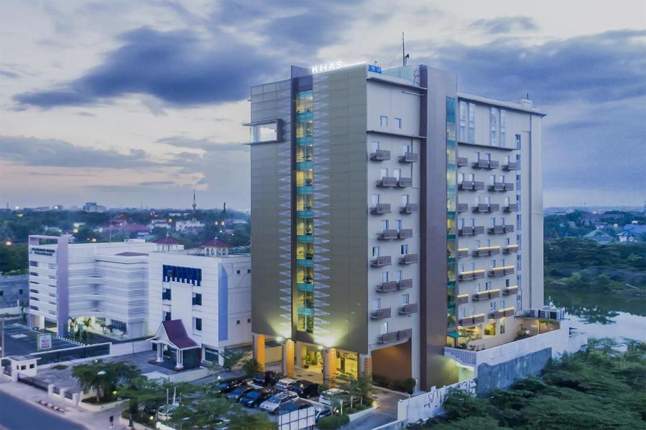 Khas Pekanbaru Hotel Exterior foto