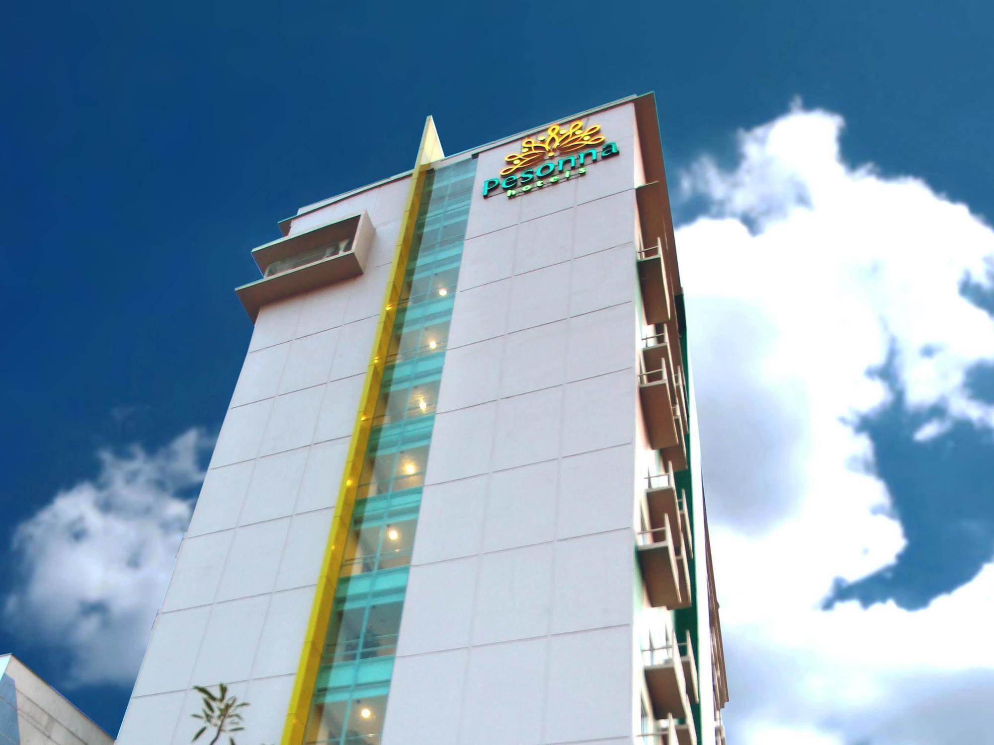 Khas Pekanbaru Hotel Exterior foto